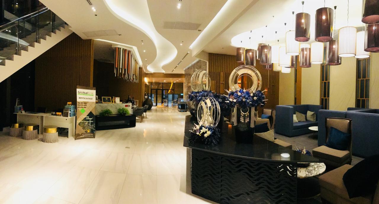 Astra Suites Central Chiang Mai Exterior photo